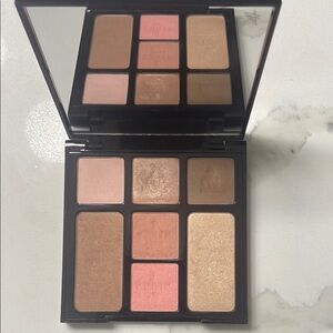 Charlotte Tilbury Instant Look In A Palette Natural Beauty